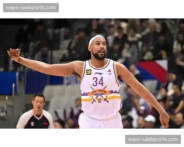 广东外援奎因与萨林杰留队 麦考尔确认缺席季后赛